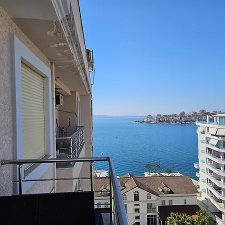 With Sea View 180 Lägenhet Sarandë