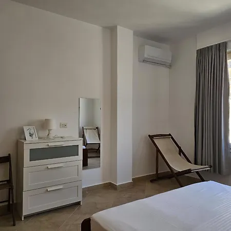 With Sea View 180