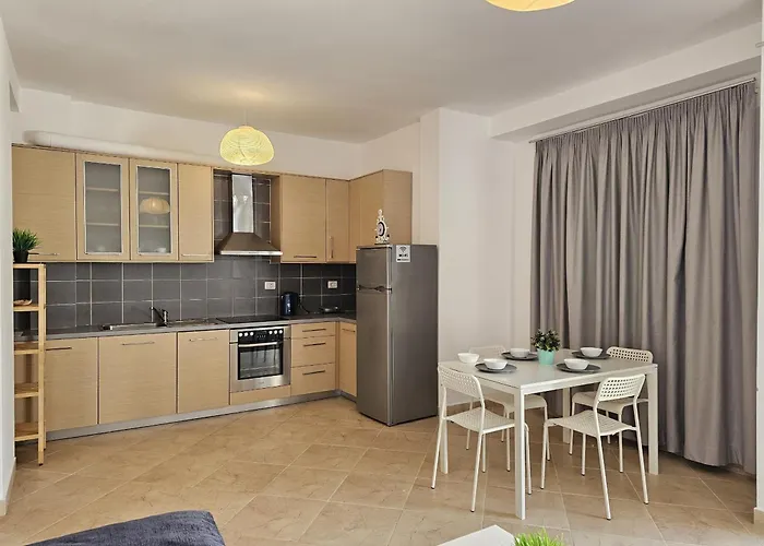 Appartement With Sea View 180